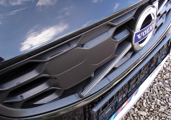 Volvo V60 Cross Country cena 62800 przebieg: 241000, rok produkcji 2015 z Rzeszów małe 631